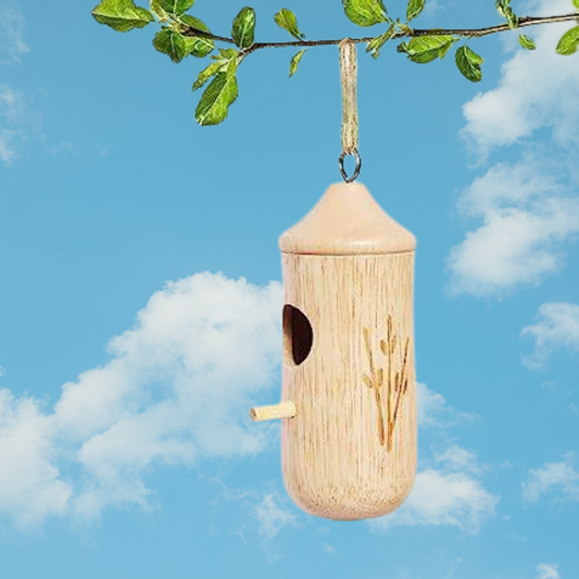 1x Dotmalls Wooden Hummingbird House